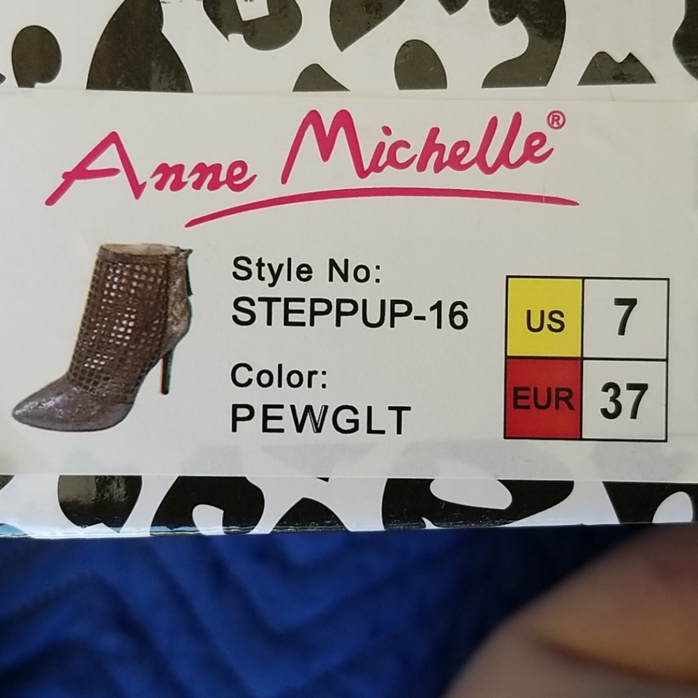 Shoes - Picture 2 of 2